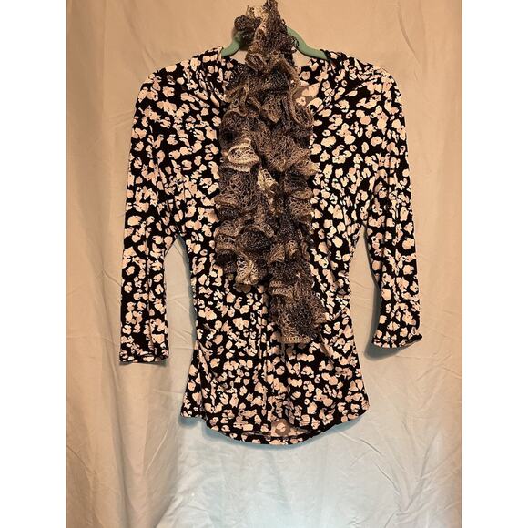 Vince Camuto Tops - Vince Camuto Black And White Tuxedo Top With Scarf Women’s Size S